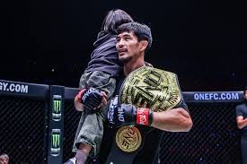 梅里诺：阿森纳队友向我打听皇马情况，在国家队